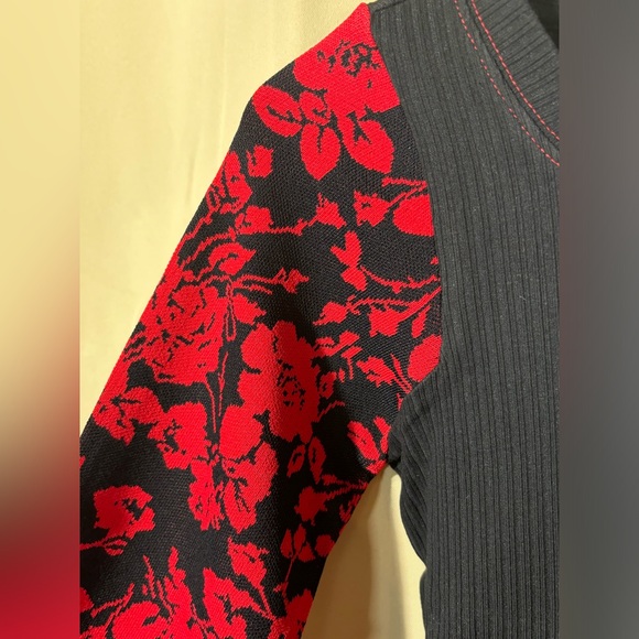 🔥NWT Desigual Floral Sweater - Picture 3 of 14